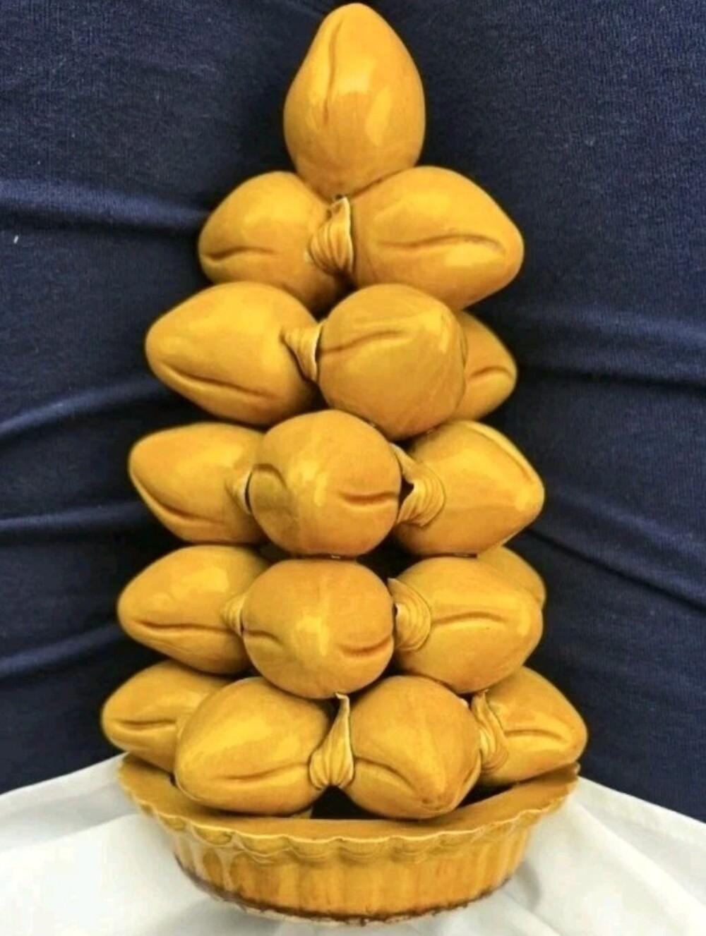 19th c. Chinese Monochrome Porcelaine Ochre Glazed Alter Temple Fruit Pyramid